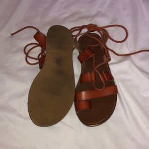 Mossimo tie sandals